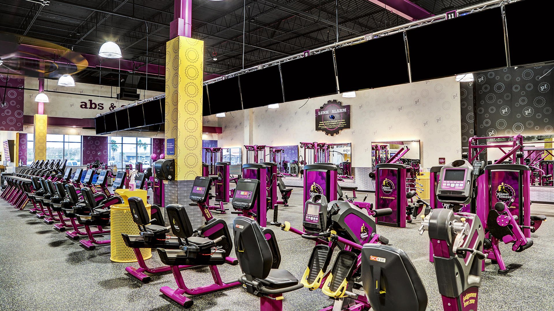 Planet Fitness Free Teen Membership for the Summer 2022