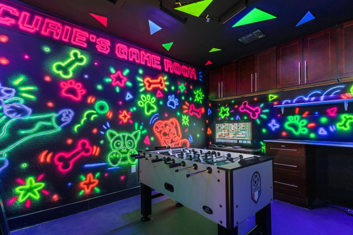 Airbnb en San Antonio, Texas, con sala de juegos