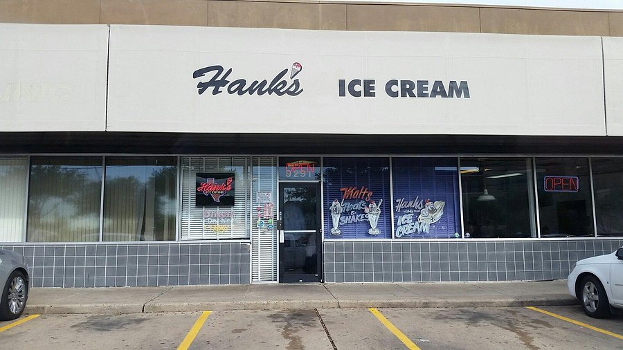 Storefront of Hank’s Ice Cream shop in Houston, Texas.