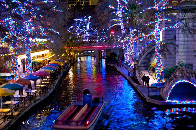 Big-city Texas New Year celebrations with festive lights and crowds enjoying New Year’s Eve across the state.