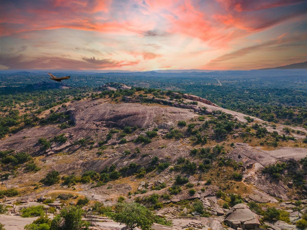 enchanted rock in texas
